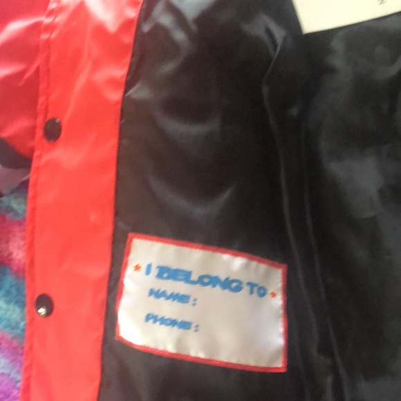 Wippette NWT size 2T Fireman Slicker/red with black interior/snap down front - Picture 9 of 14